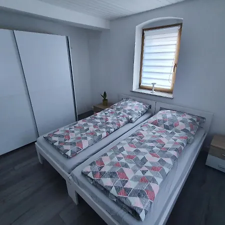 Ferienwohnung Bei Vogel Geroldsgrun Exterior photo